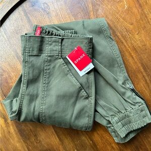 NWT Spanx Stretch Twill Jogger - Olive Green - Size Small